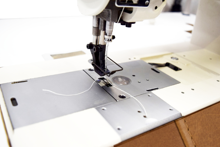Nähmaschinen - Industrienähmaschinen - Ledernähmaschine
