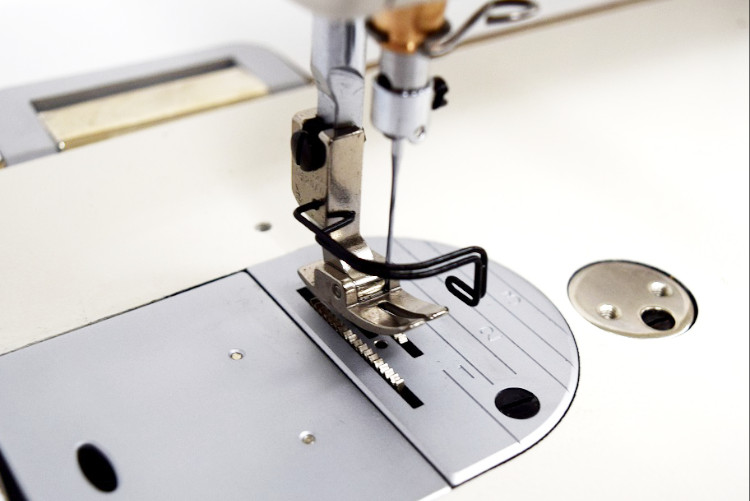 Nähmaschinen - Industrienähmaschinen - Steppstichnähmaschine